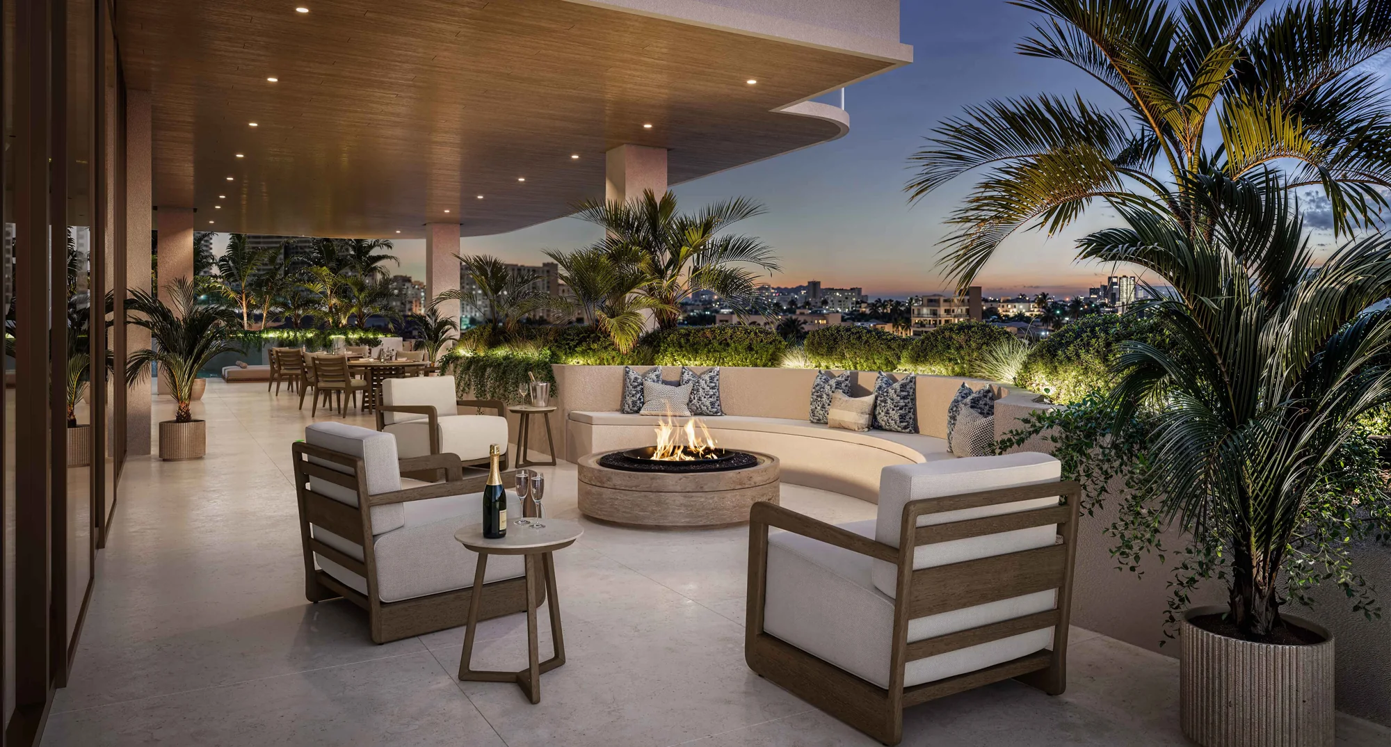 Bungalow East — Outdoor lounge and fire pit