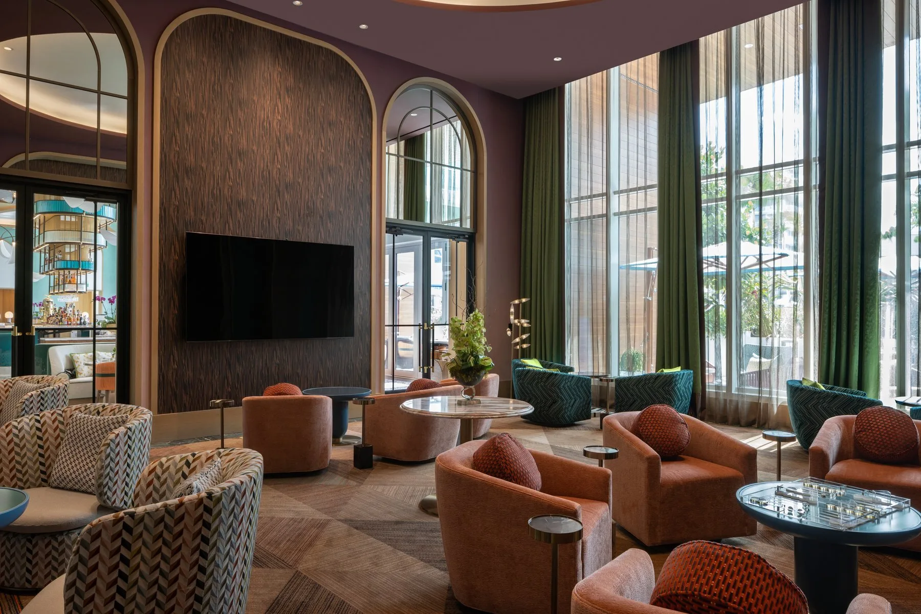 Orchid — entertainment room