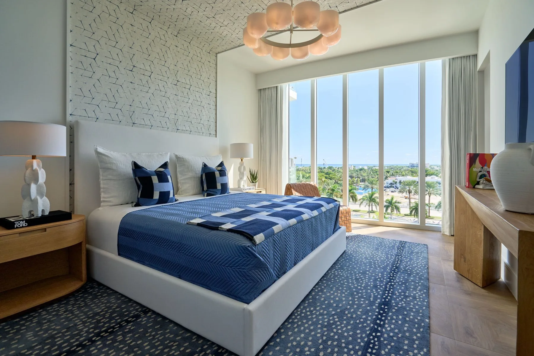 Azul Unit 704 — living area
