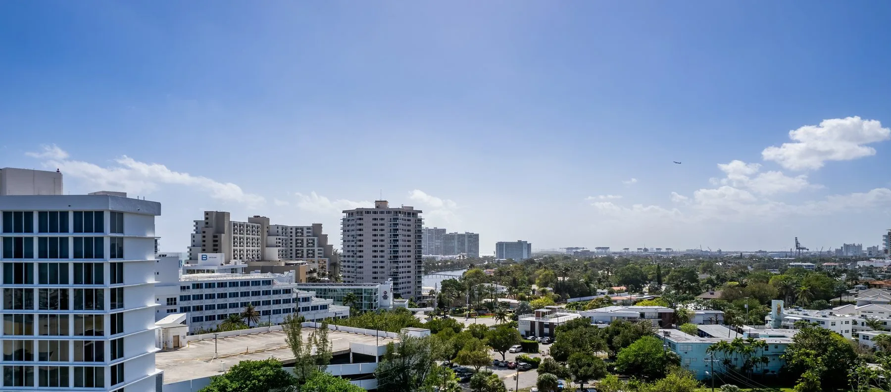 Riva Residenze — South View from Floor 6, Neighborhood